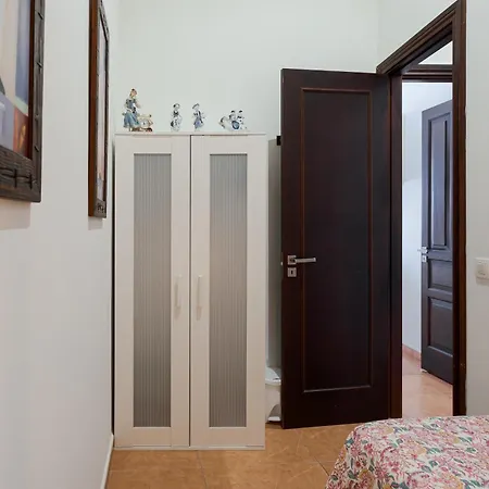 Santa Ana & Отель типа 