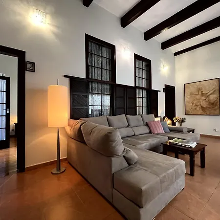 Santa Ana & * Las Palmas de Gran Canaria